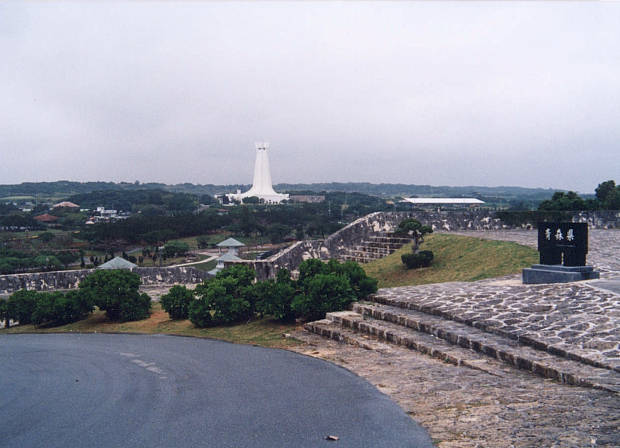 �����m�̋u�E�񗢏�
(620�~448pixel,40.9KB)