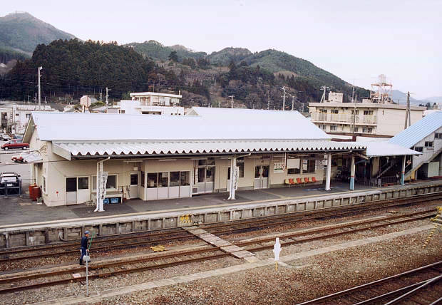 �{�ÁE��
(620�~428pixel,60.4KB)