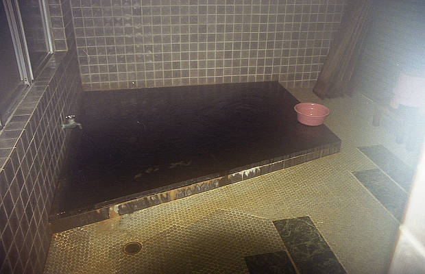 �����E���̉���
(620�~400pixel,39.0KB)