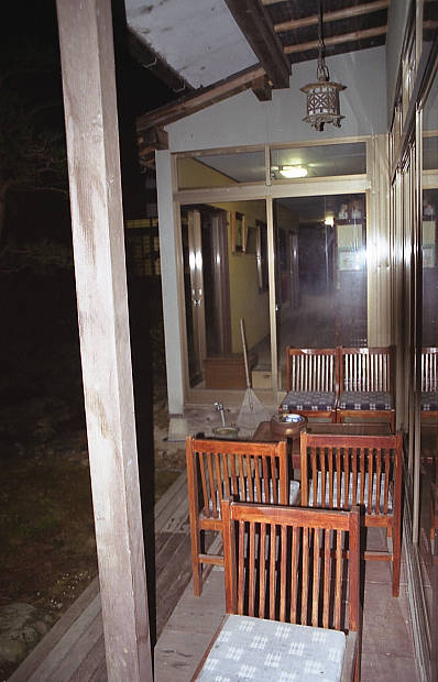 �����E���̉���
(398�~620pixel,48.6KB)