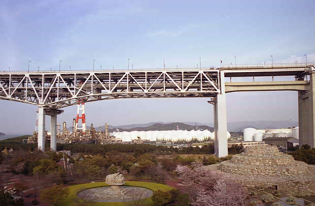 ���ˑ勴�L�O����
(620�~406pixel,56.3KB)