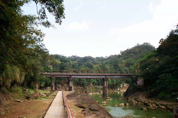 �\���E�Q�`�R��
(620�~413pixel,59.7KB)