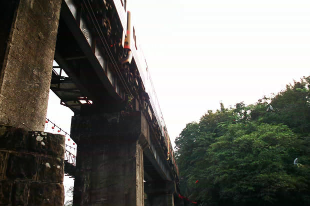 �\���E�Q�`�R��
(620�~413pixel,41.5KB)