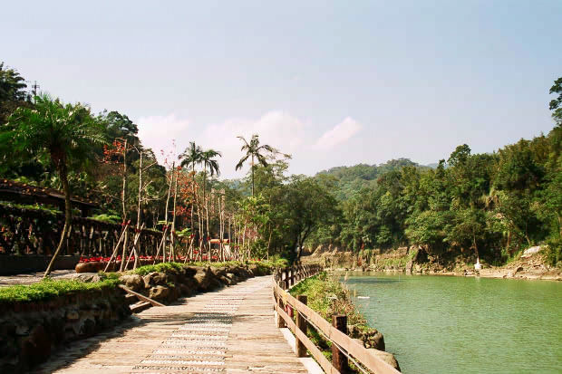 �\���E�Q�`�R��
(620�~413pixel,62.4KB)