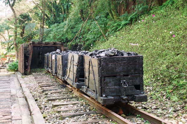 �\���E�Q�`�R��
(620�~413pixel,99.7KB)