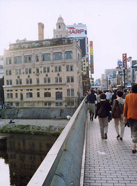 ���s�l��
(456�~620pixel,52.2KB)