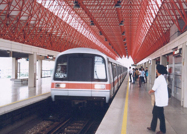 �V���K�|�[��
(620�~445pixel,64.2KB)