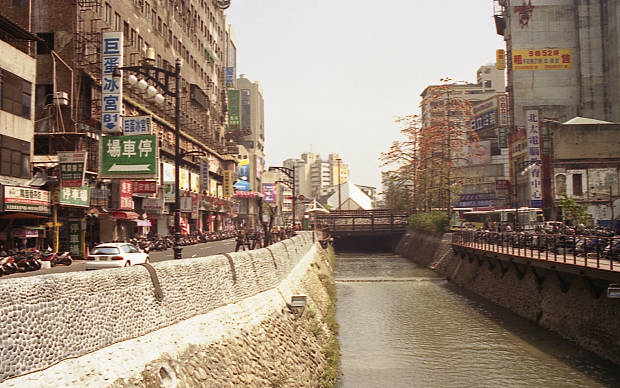 �䒆
(620�~388pixel,62.3KB)