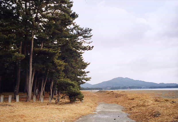 ���O���c
(620�~427pixel,44.1KB)