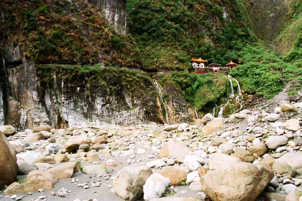 ���t�K���i��
(620�~413pixel,94.9KB)