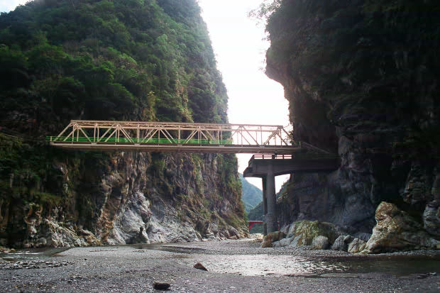 ���t�K���i��
(620�~413pixel,58.2KB)