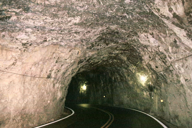 ���t�K���i��
(620�~413pixel,71.5KB)