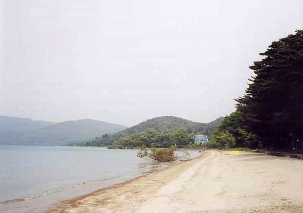 田沢湖
(620×436pixel,23.5KB)