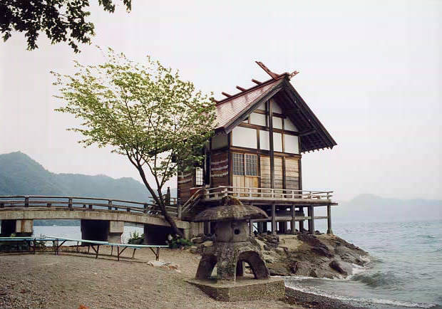 �c���
(620�~434pixel,51.7KB)