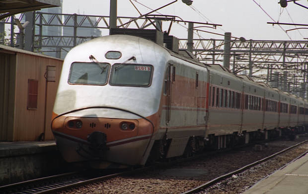 ��p�S�H�E������
(620�~391pixel,43.2KB)