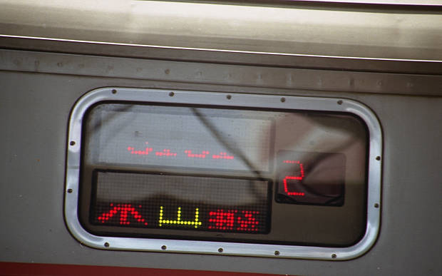 ��p�S�H�E������
(620�~387pixel,29.2KB)