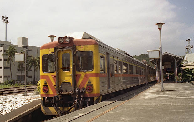 ��p�S�H�E������
(620�~391pixel,42.0KB)