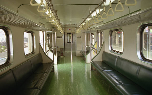 ��p�S�H�E�d��
(620�~390pixel,40.2KB)