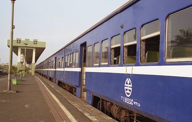 ��p�S�H�E�ĉ�
(620�~393pixel,39.0KB)