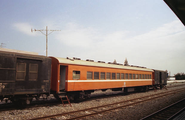 ��p�S�H�E���̑�
(620�~404pixel,33.9KB)