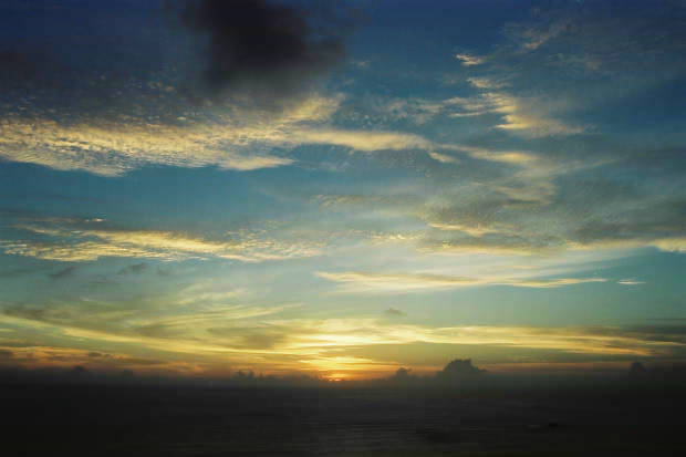 �E�F�U�[�X�e�[�V�����̗[�z
(620�~413pixel,24.8KB)