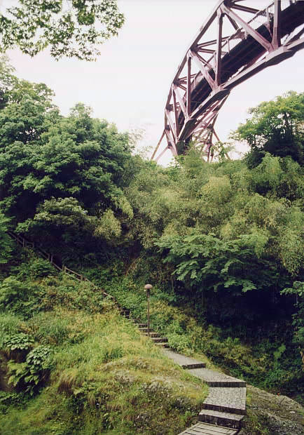 �R������E��
(434�~620pixel,73.6KB)