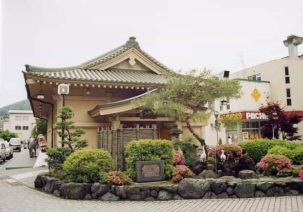 �R������E��
(620�~434pixel,55.7KB)