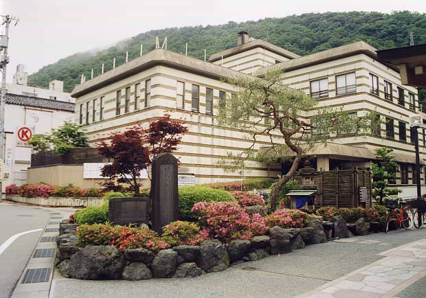 �R������E��
(620�~434pixel,66.7KB)