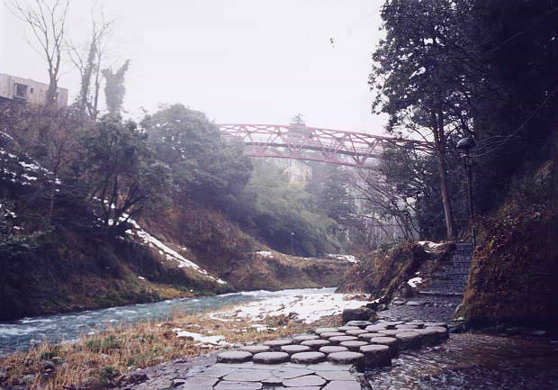 �R������E�~
(620�~433pixel,52.2KB)