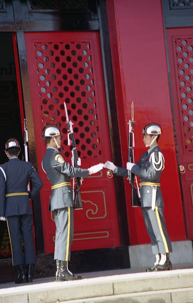 �����K
(395�~620pixel,44.0KB)