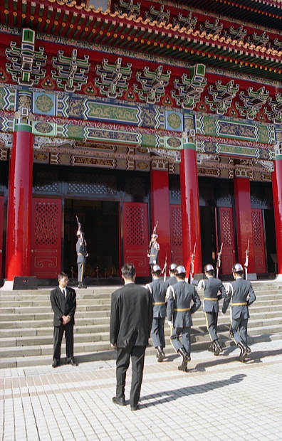 �����K
(396�~620pixel,67.2KB)