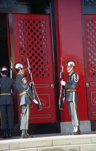 �����K
(394�~620pixel,44.3KB)