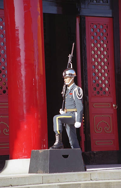 �����K
(399�~620pixel,39.6KB)