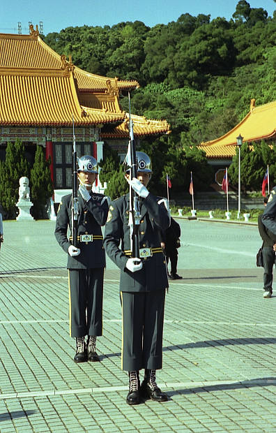 �����K
(396�~620pixel,72.5KB)